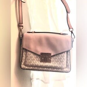 💗MK CROSSBODY 💗